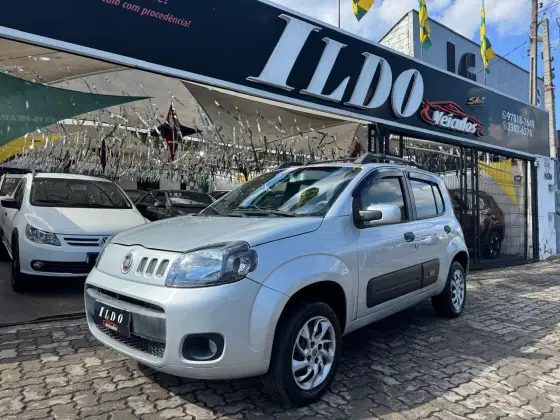 FIAT UNO 1.0 VIVACE 8V FLEX 4P MANUAL