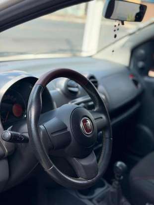 FIAT-UNO-1.0 EVO VIVACE 8V FLEX 4P MANUAL FIAT-UNO-2013