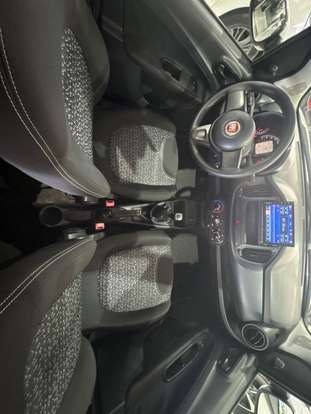 FIAT-UNO-2021