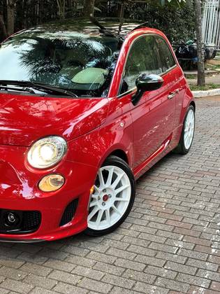 FIAT 500 1.4 CULT 8V FLEX 2P MANUAL