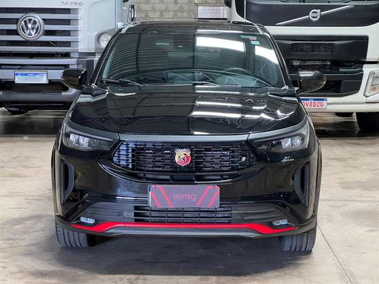 FIAT-FASTBACK-2024