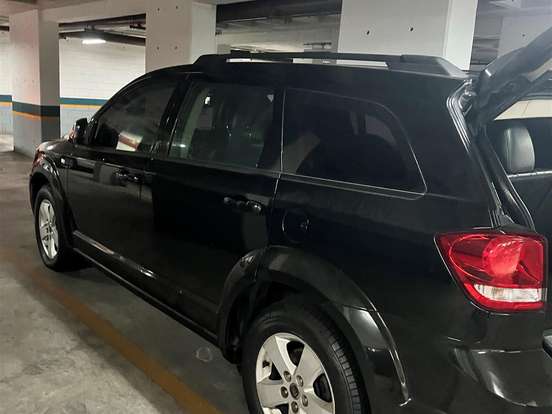 FIAT-FREEMONT-2.4 PRECISION 16V GASOLINA 4P AUTOMÁTICO FIAT-FREEMONT-2011