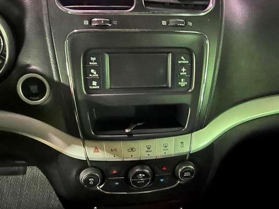 FIAT-FREEMONT-2.4 PRECISION 16V GASOLINA 4P AUTOMÁTICO FIAT-FREEMONT-2011