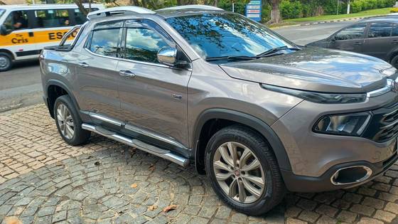 FIAT TORO 2.0 16V TURBO DIESEL RANCH 4WD AT9