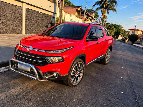 FIAT TORO 2.0 16V TURBO DIESEL VOLCANO 4WD AT9