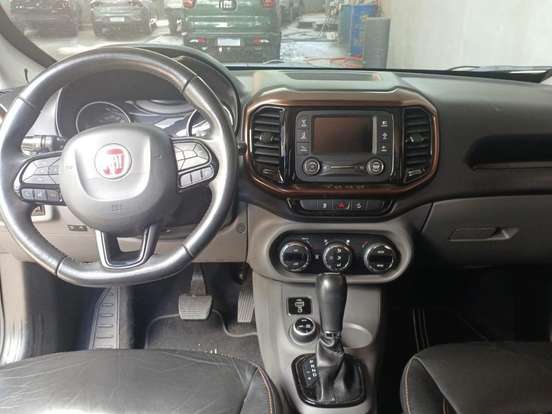 FIAT-TORO-2.0 16V TURBO DIESEL VOLCANO 4WD AT9 FIAT-TORO-2016