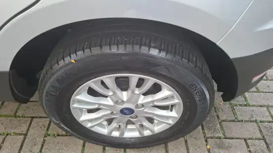 FORD-ECOSPORT-2016
