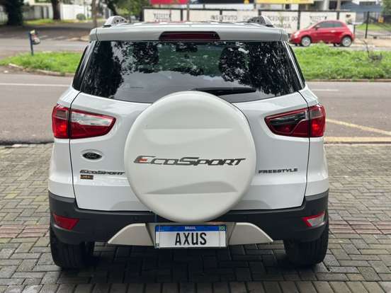 FORD-ECOSPORT-2014