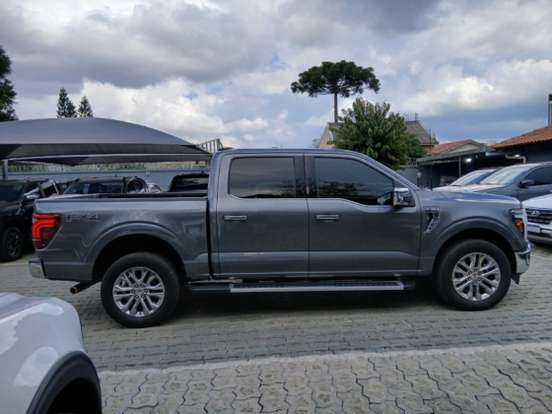 FORD-F-150-5.0 V8 GASOLINA CD LARIAT FX4 AUTOMÁTICO FORD-F-150-2024