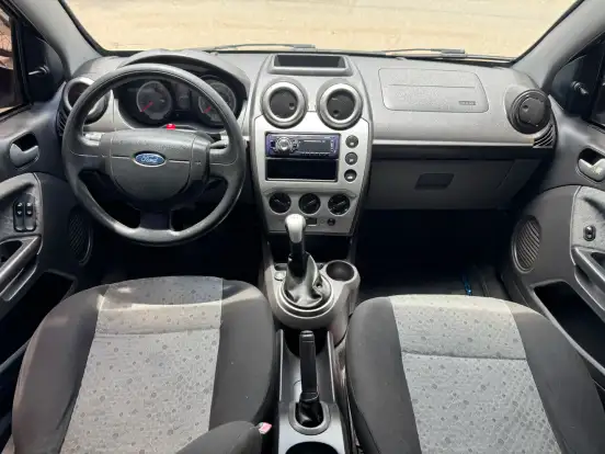 FORD-FIESTA-2013