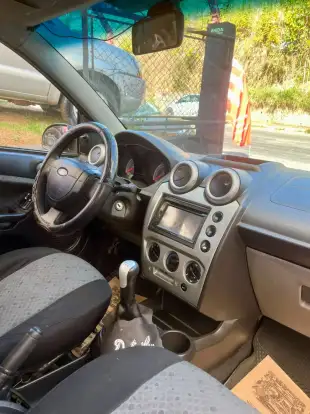 FORD-FIESTA-2013
