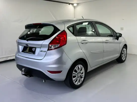 FORD-FIESTA-2014