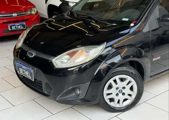 FORD-FIESTA-2010