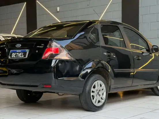 FORD-FIESTA-1.6 MPI CLASS SEDAN 8V FLEX 4P MANUAL FORD-FIESTA-2010