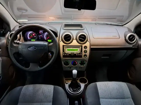 FORD-FIESTA-1.6 ROCAM SEDAN 8V FLEX 4P MANUAL FORD-FIESTA-2013