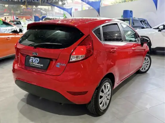 FORD-FIESTA-2016
