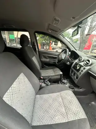 FORD-FIESTA-2013