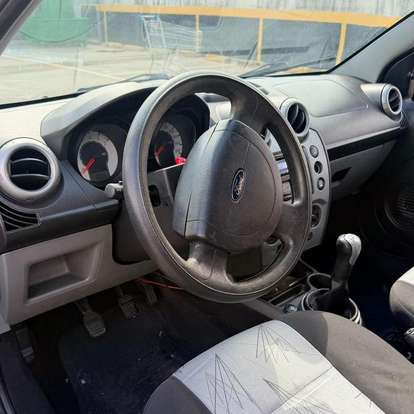 FORD-FIESTA-2009