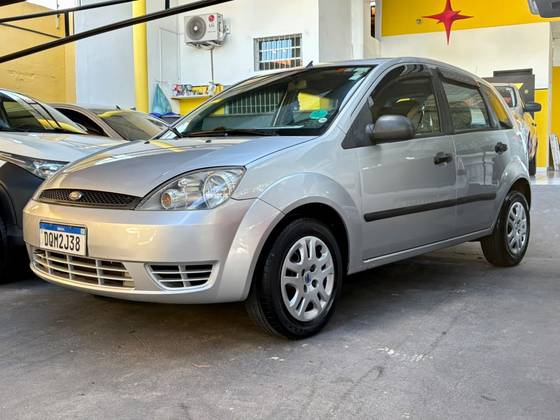 FORD FIESTA 1.0 MPI PERSONNALITÉ 8V GASOLINA 4P MANUAL