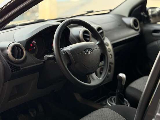 FORD-FIESTA-1.0 ROCAM HATCH 8V FLEX 4P MANUAL FORD-FIESTA-2014