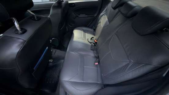 FORD-FIESTA-2013