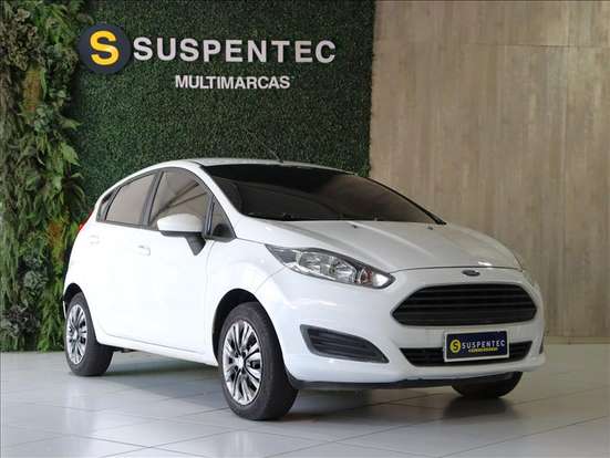 FORD-FIESTA-2014