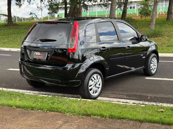FORD-FIESTA-2012
