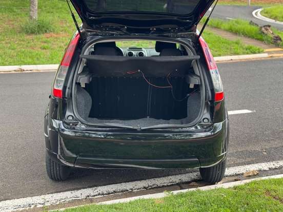 FORD-FIESTA-2012