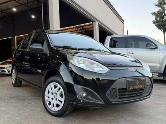 FORD-FIESTA-1.6 MPI CLASS SEDAN 8V FLEX 4P MANUAL FORD-FIESTA-2013