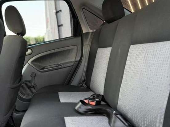 FORD-FIESTA-1.6 MPI CLASS SEDAN 8V FLEX 4P MANUAL FORD-FIESTA-2013
