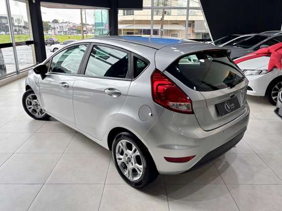 FORD-FIESTA-1.6 SE HATCH 16V FLEX 4P MANUAL FORD-FIESTA-2015