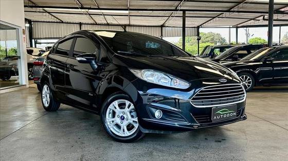 FORD FIESTA 1.6 SE HATCH 16V FLEX 4P POWERSHIFT