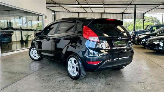 FORD-FIESTA-2013