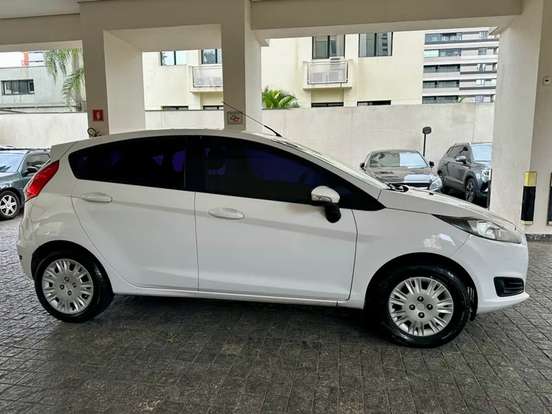 FORD-FIESTA-1.6 SE HATCH 16V FLEX 4P POWERSHIFT FORD-FIESTA-2017