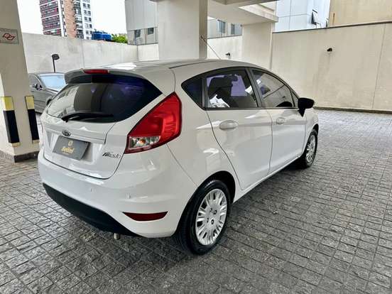 FORD-FIESTA-1.6 SE HATCH 16V FLEX 4P POWERSHIFT FORD-FIESTA-2017
