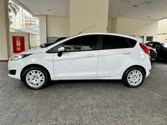 FORD-FIESTA-1.6 SE HATCH 16V FLEX 4P POWERSHIFT FORD-FIESTA-2017