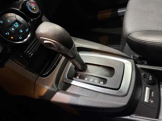 FORD-FIESTA-2016
