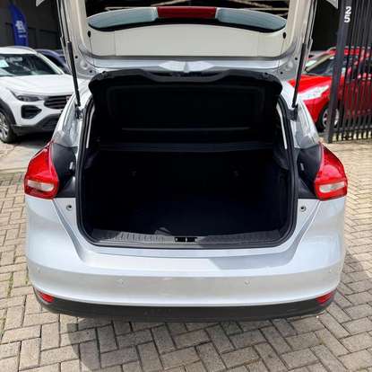 FORD-FOCUS-2016