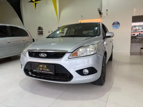 FORD FOCUS 2.0 GLX 16V FLEX 4P MANUAL