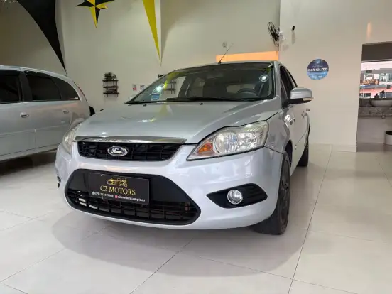 FORD-FOCUS-2013