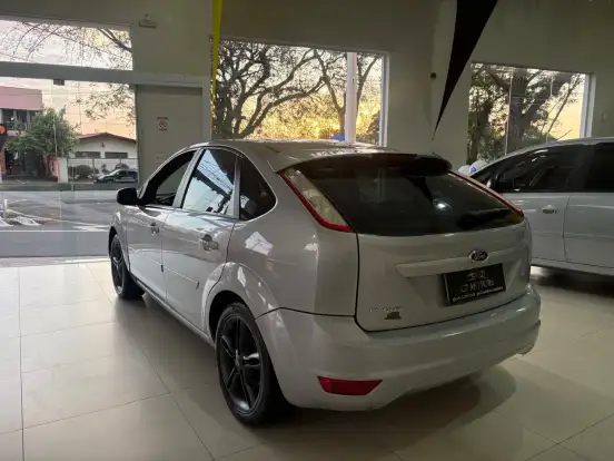 FORD-FOCUS-2013