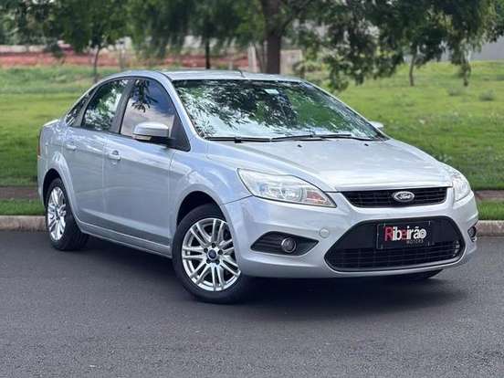 FORD-FOCUS-2.0 GLX SEDAN 16V FLEX 4P AUTOMÁTICO FORD-FOCUS-2011
