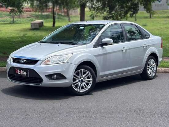FORD-FOCUS-2.0 GLX SEDAN 16V FLEX 4P AUTOMÁTICO FORD-FOCUS-2011