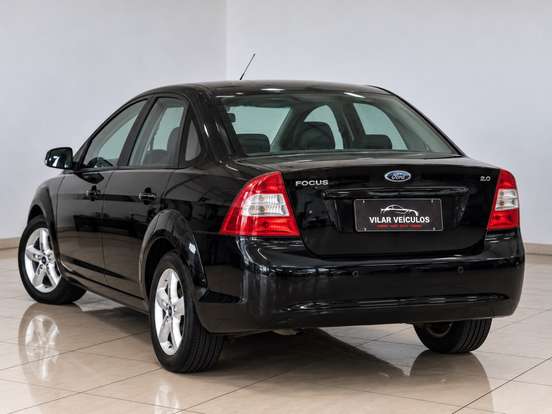 FORD-FOCUS-2009