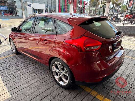 FORD-FOCUS-2018