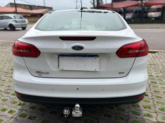 FORD-FOCUS-2016