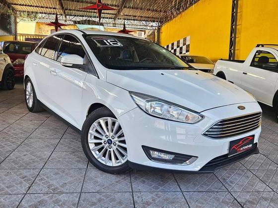 FORD FOCUS 2.0 TITANIUM PLUS 16V FLEX 4P POWERSHIFT