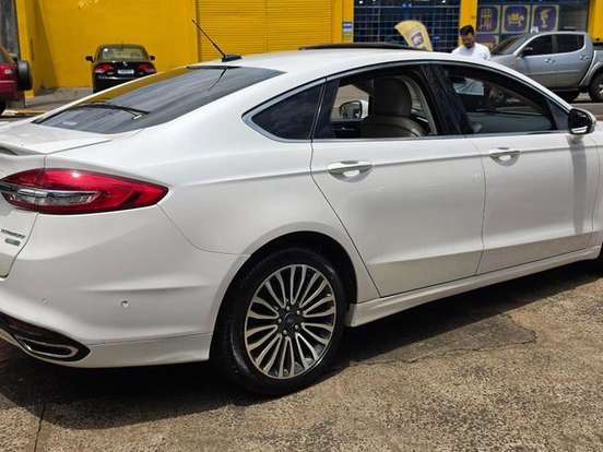 FORD-FUSION-2.0 TITANIUM AWD 16V GASOLINA 4P AUTOMÁTICO FORD-FUSION-2017