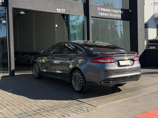 FORD-FUSION-2018
