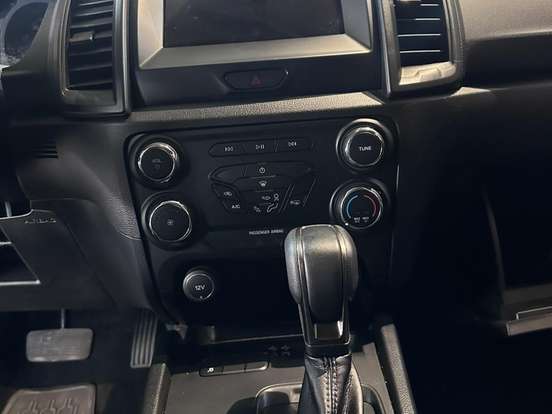 FORD-RANGER-2.2 BLACK 4X2 CD 16V DIESEL 4P AUTOMÁTICO FORD-RANGER-2022